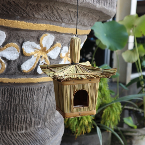 Kleines quadratisches Seegras Vogelhaus
